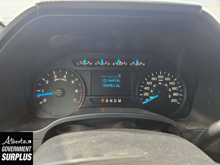 2017-ford-f150-image-15