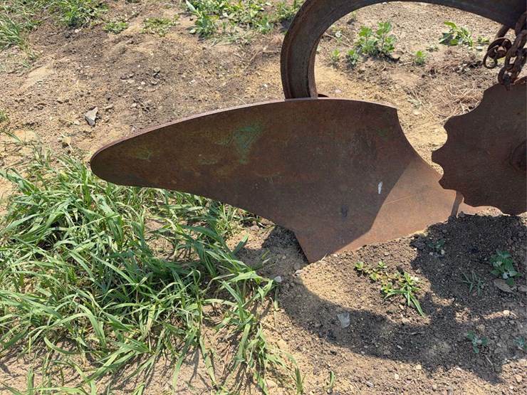 one-bottom-plow-image-6