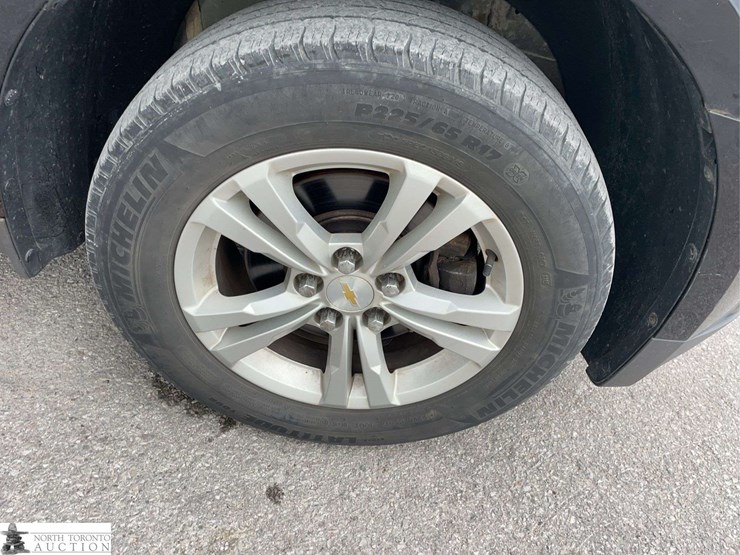 2015-chevrolet-equinox-image-21
