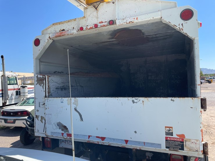 #2253-•-1998-isuzu-2-ton-cargo-truck-(has-nm-title)-(located-in-las-cruces)-image-6