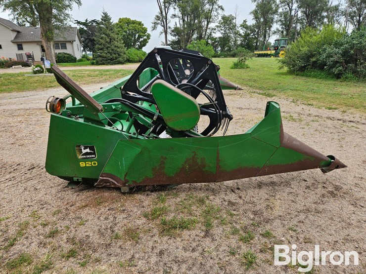 1995-john-deere-920-image-4