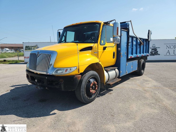 2010-international-durastar-4300-image-17
