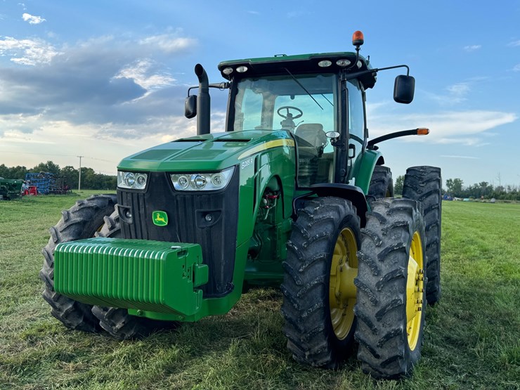 john-deere-8285r-image-11