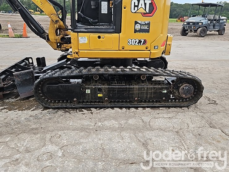 2023-caterpillar-302.7cr-image-21