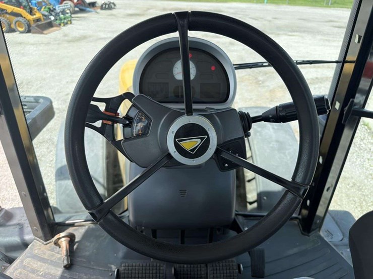 2010-challenger-mt645c-image-19