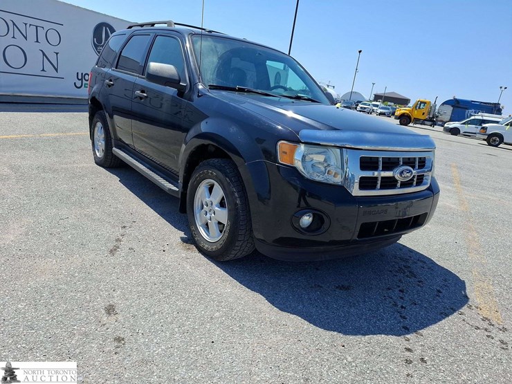 2012-ford-escape-image-3