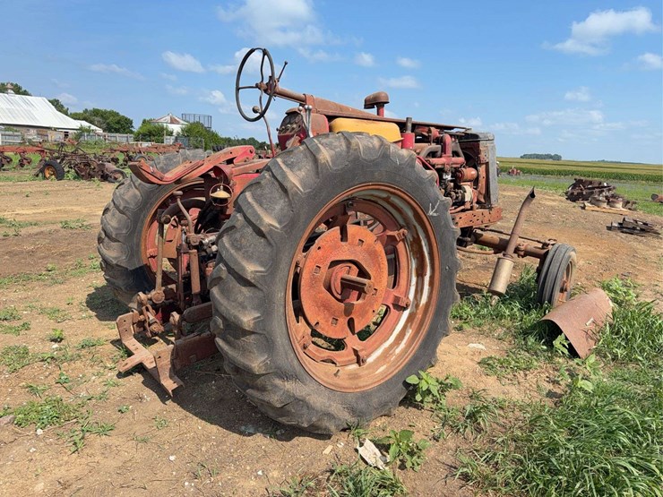 farmall-400-diesel-image-3