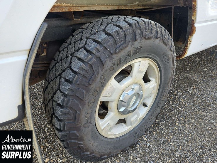 2013-ford-f150-image-24