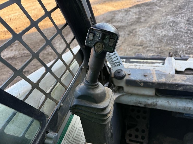 2003-bobcat-863-image-19