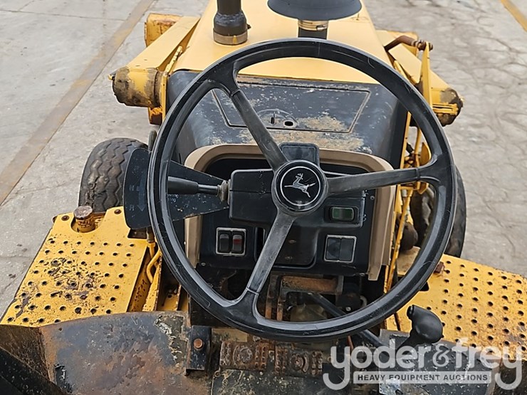deere-310e-image-30