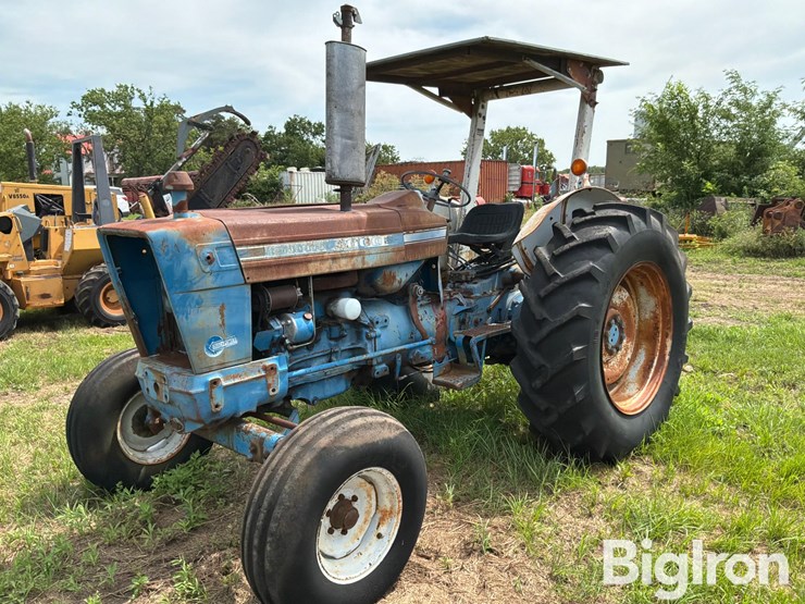 1974-ford-5000-image-1
