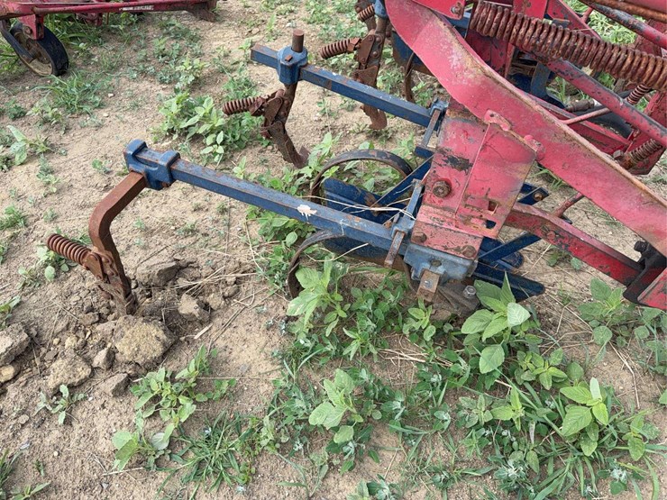 international-harvester-34-461-fast-hitch-mounted-cultivator-image-18