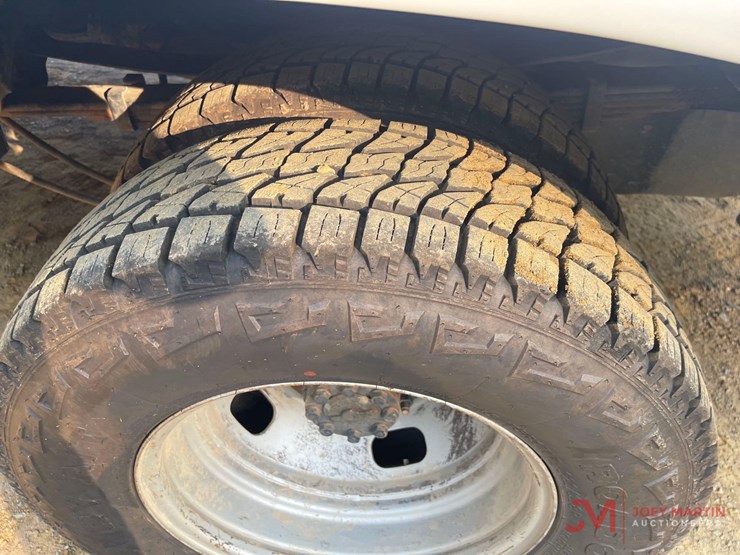 2018-ford-f350-xl-image-10