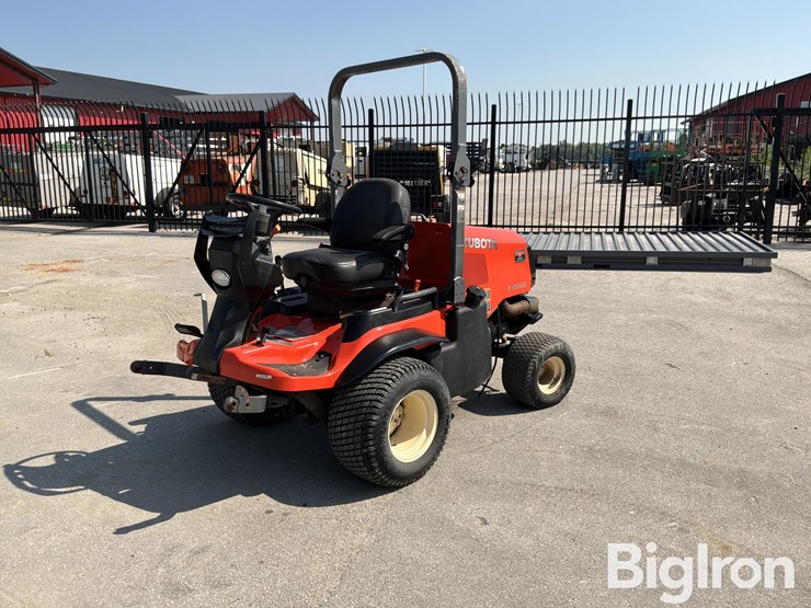 2017-kubota-f3990-image-1