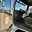 2014-volvo-vhd84ft200-image-46