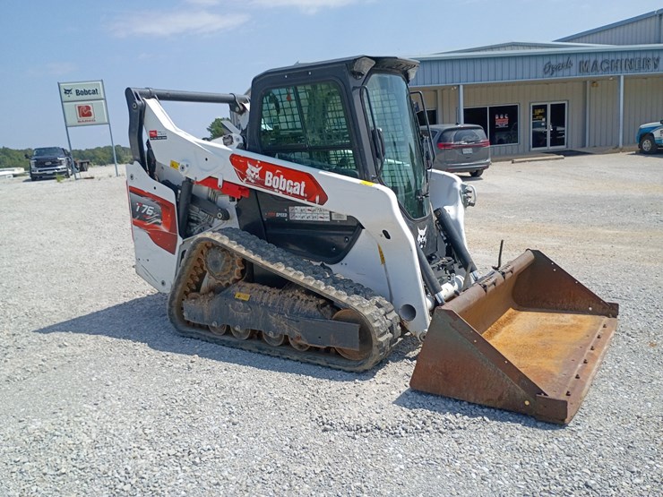 2023-bobcat-t76-image-12