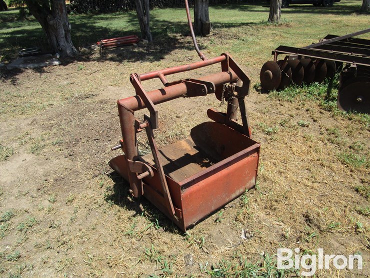 ford-706-image-1