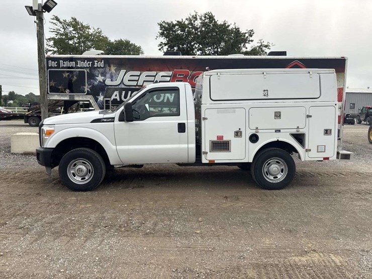2013-ford-f350-image-2