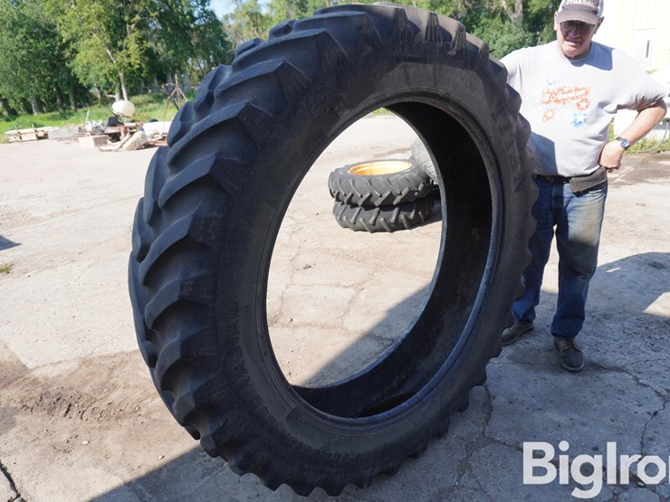 titan-14.9r46-tire-image-3