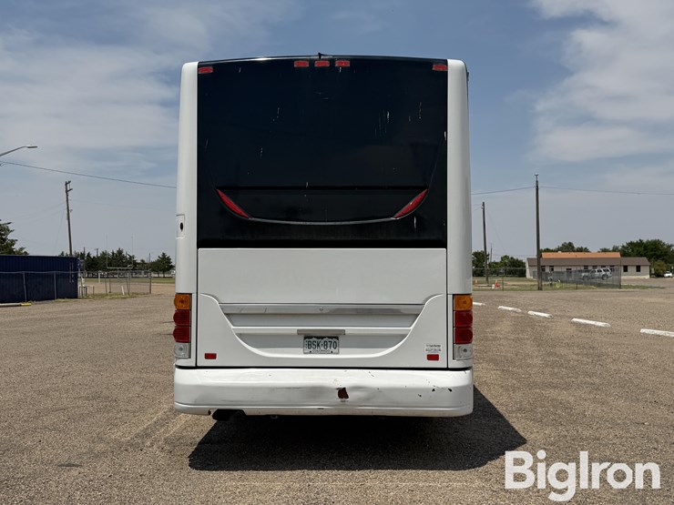 2007-vanhool-c2045-image-6