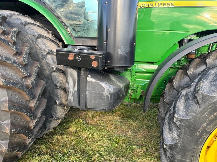 john-deere-8285r-image-25