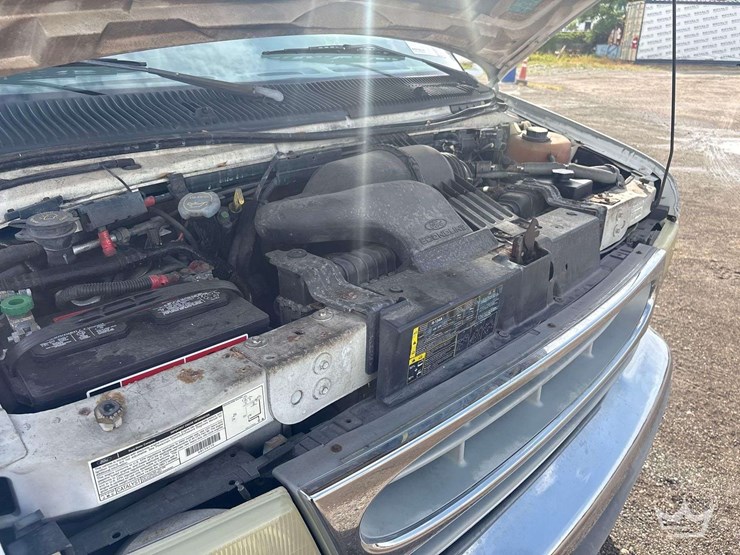 2002-ford-e450-image-9