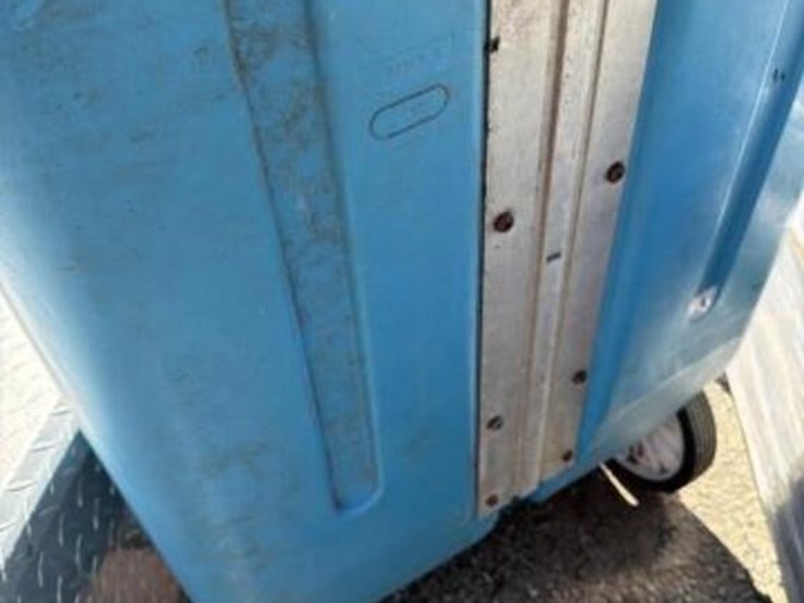 fresh-water-tank-image-3