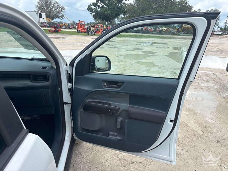 2022-ford-maverick-image-17