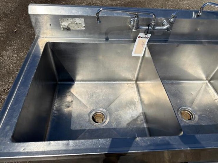 stainless-steel-3-bay-sink-image-8