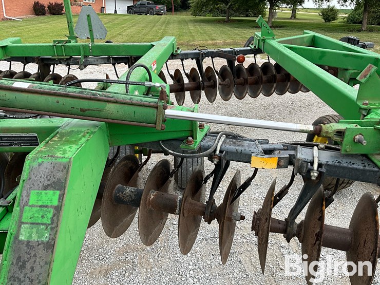 john-deere-630-image-10