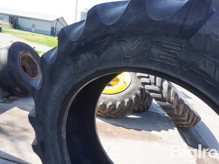 18.4r38-tire-image-8