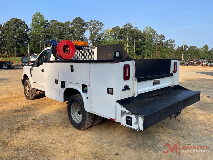 2018-ford-f350-xl-image-4