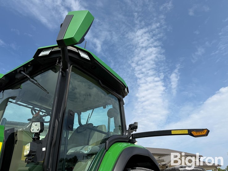 2024-john-deere-8r-310-image-15