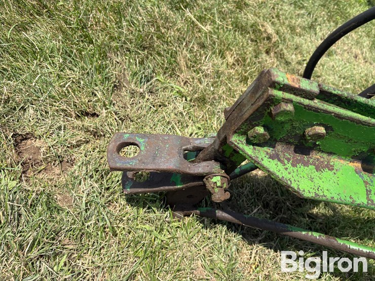 john-deere-207b-image-9