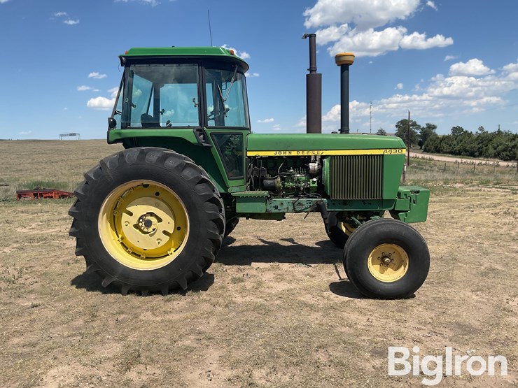1977-john-deere-4430-image-4
