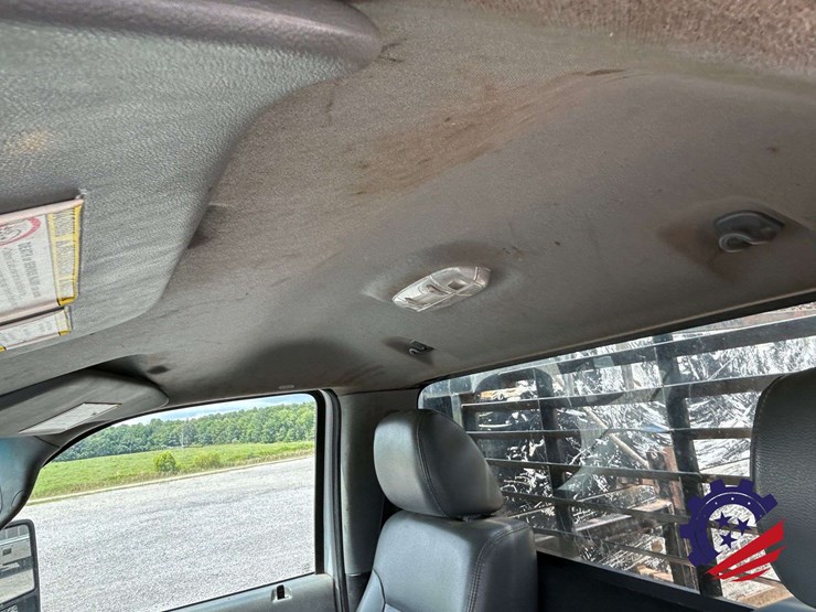 2015-ford-f550-image-41
