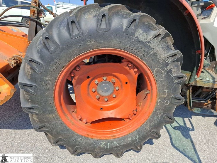 2011-kubota-l5240hstc-image-20