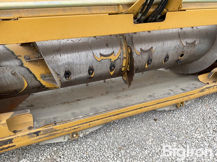 claas-1050-maxflex-535-series-platform-head-image-9