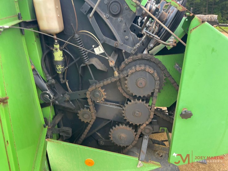 deutz-allis-round-baler-image-16