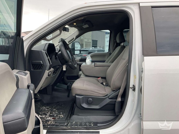 2017-ford-f350-image-12