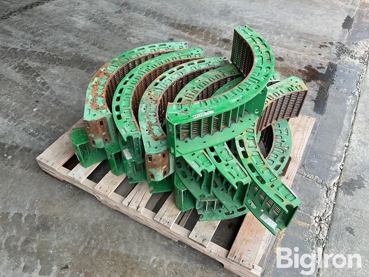 john-deere-x-9-small-wire-concaves-image-1