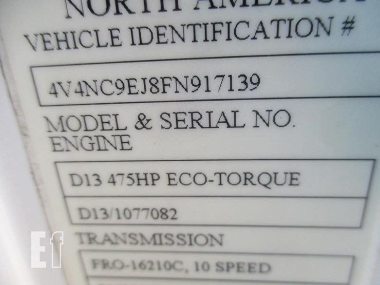 2015-volvo-10-image-27