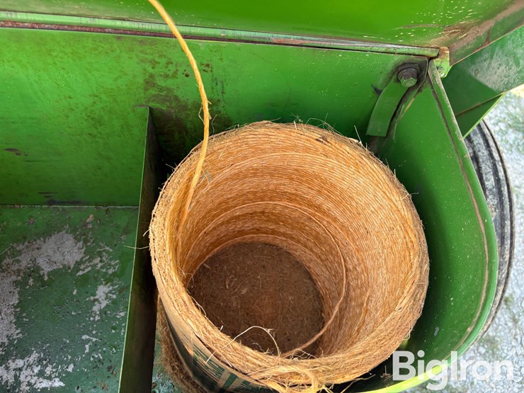 john-deere-24t-image-17