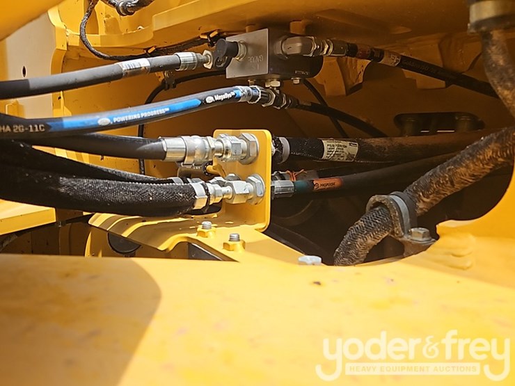 2023-deere-644p-image-39