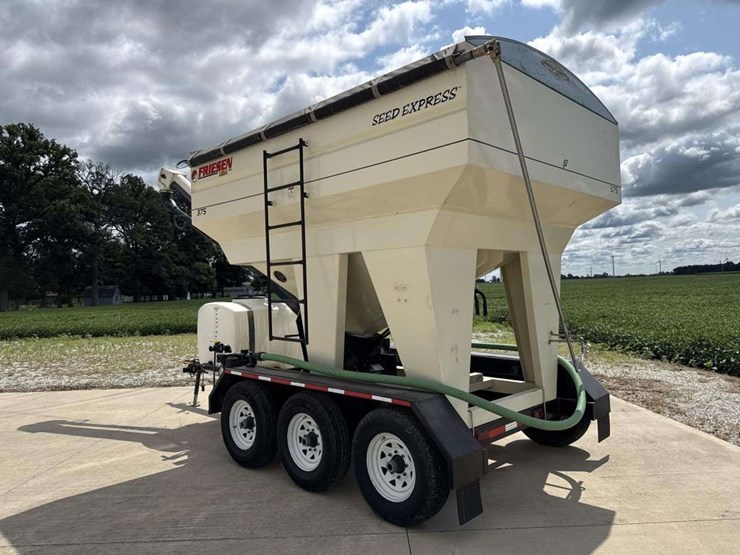friesen-375-tri-axle-seed-tender-image-2