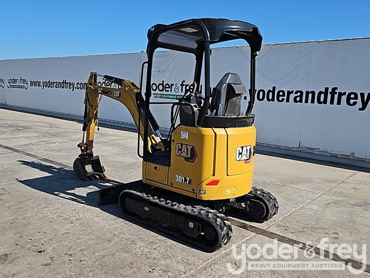 2023-caterpillar-301.7cr-image-4