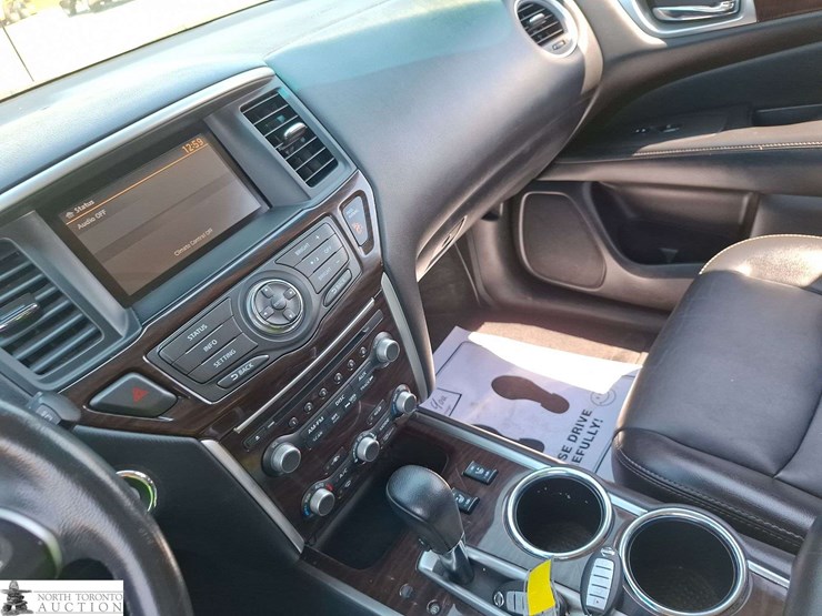 2014-nissan-pathfinder-image-13