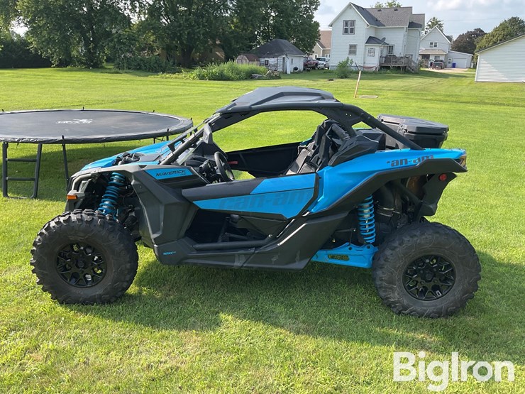 2022-can-am-maverick-x3-image-8