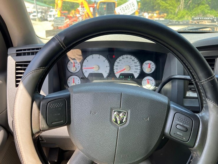 2007-dodge-ram-2500-image-16