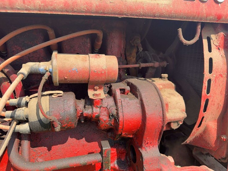 farmall-200-image-23